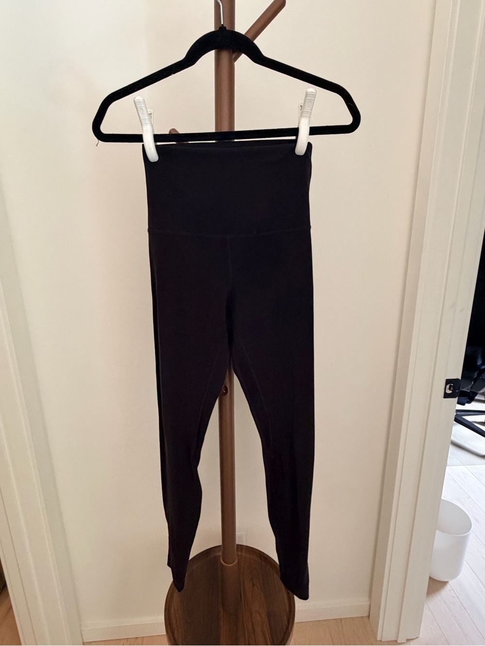 lululemon athletica Align high rise legging - Picture 3 of 5